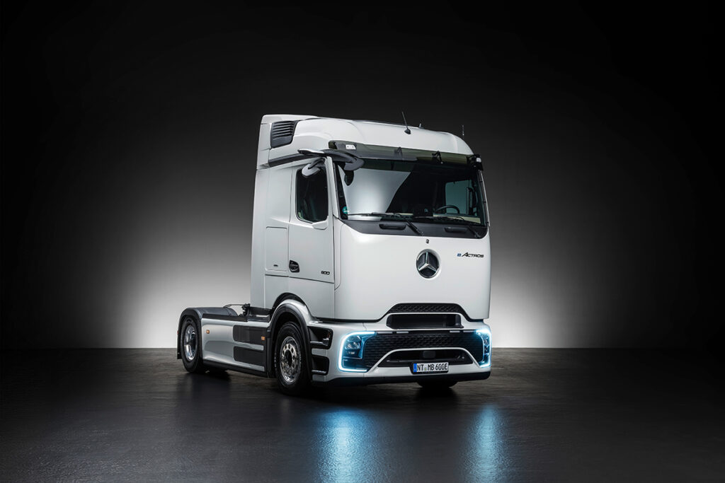 Mercedes-Benz eActros 2024