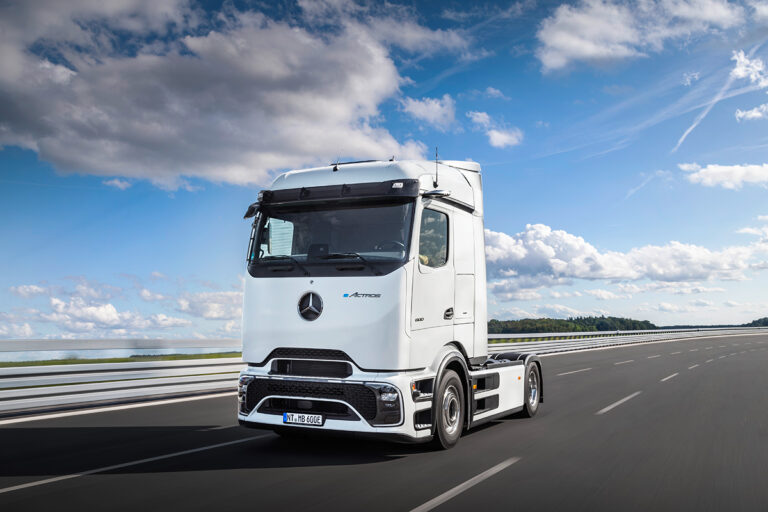 Mercedes-Benz eActros 2024